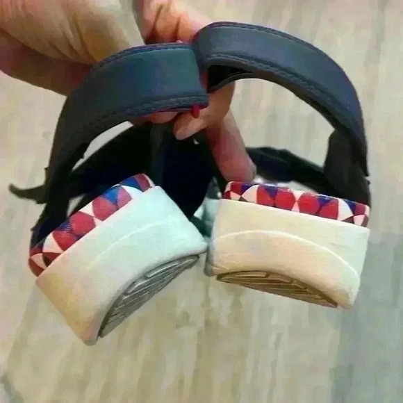 Tory Burch Tory Sport Velcro Sandals Navy sz 7.5 (runs small) - Picture 12 of 15